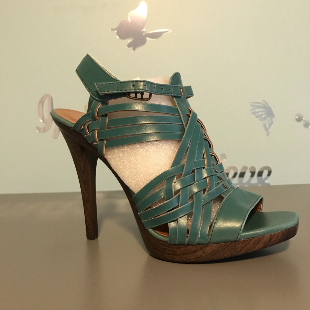 Beautiful turquoise wood heel sandals
